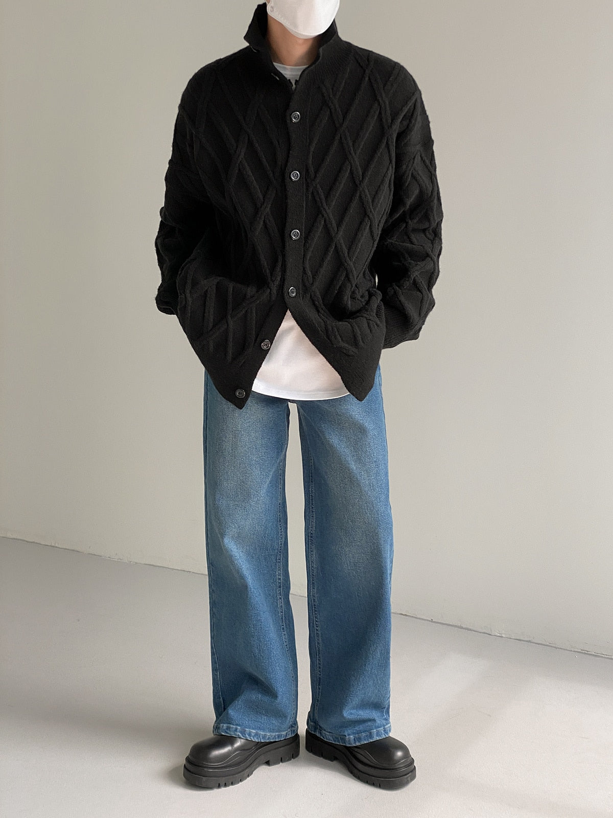 BUTTON KNITTED CARDIGAN - INTOHYPEZONE