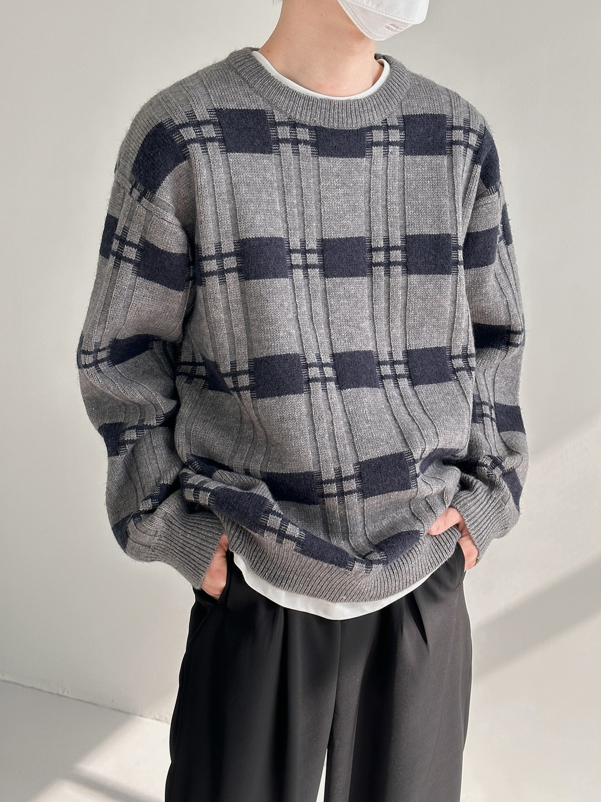 CREWNECK PLAID KNIT SWEATER - INTOHYPEZONE