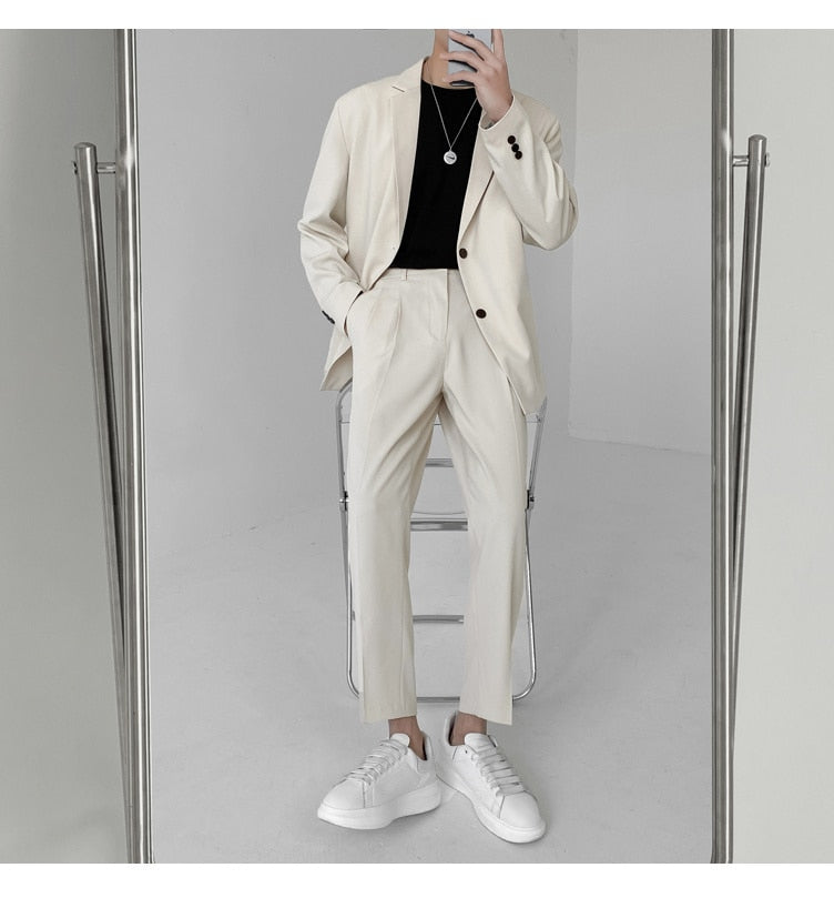 LIGHTWEIGHT TWO PIECE SUIT - INTOHYPEZONE