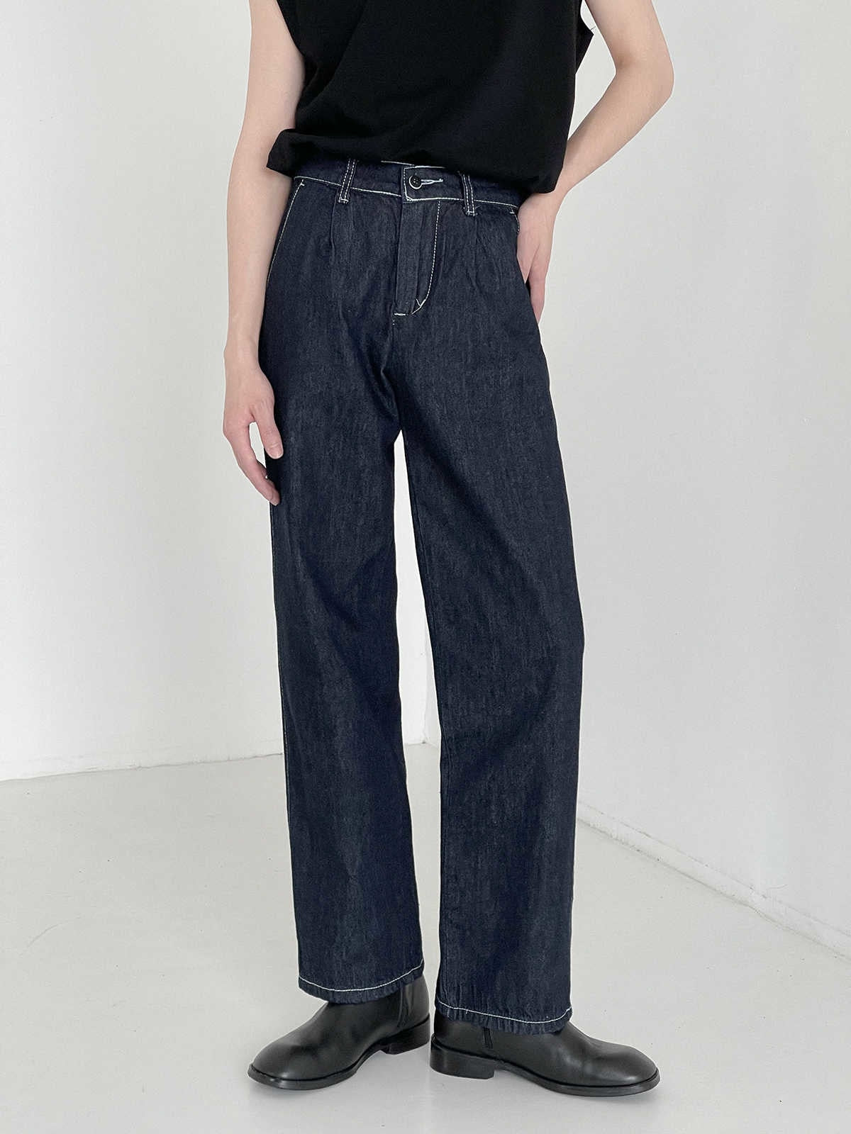 CASUAL NAVY BLUE JEANS - INTOHYPEZONE