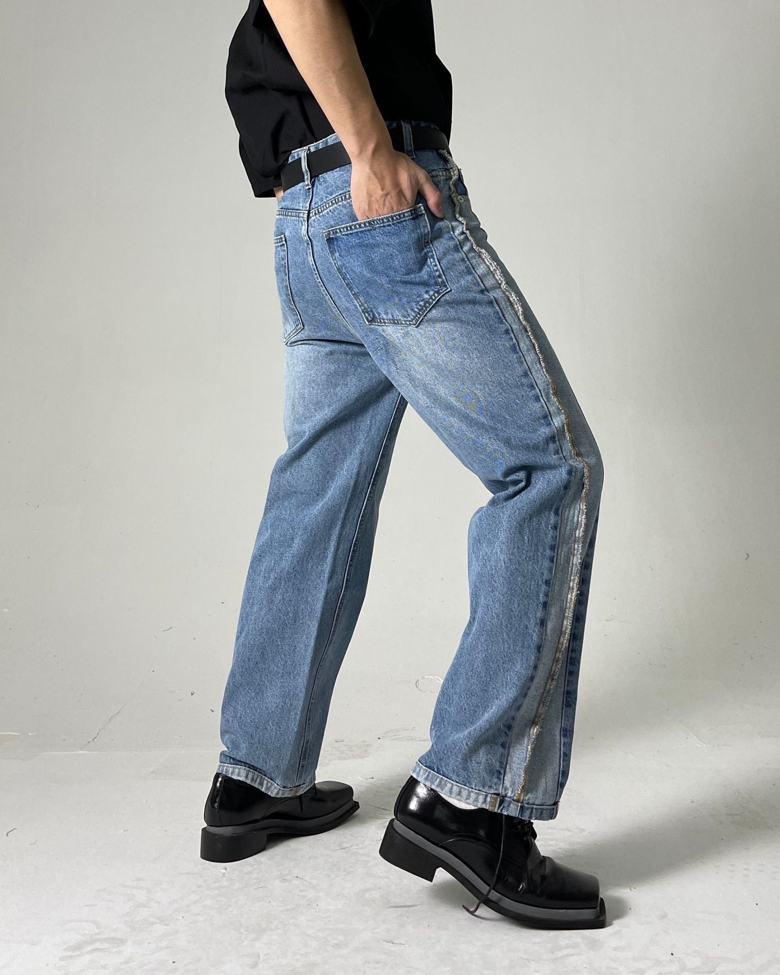 SIDE STITCH WASHED DENIM - INTOHYPEZONE