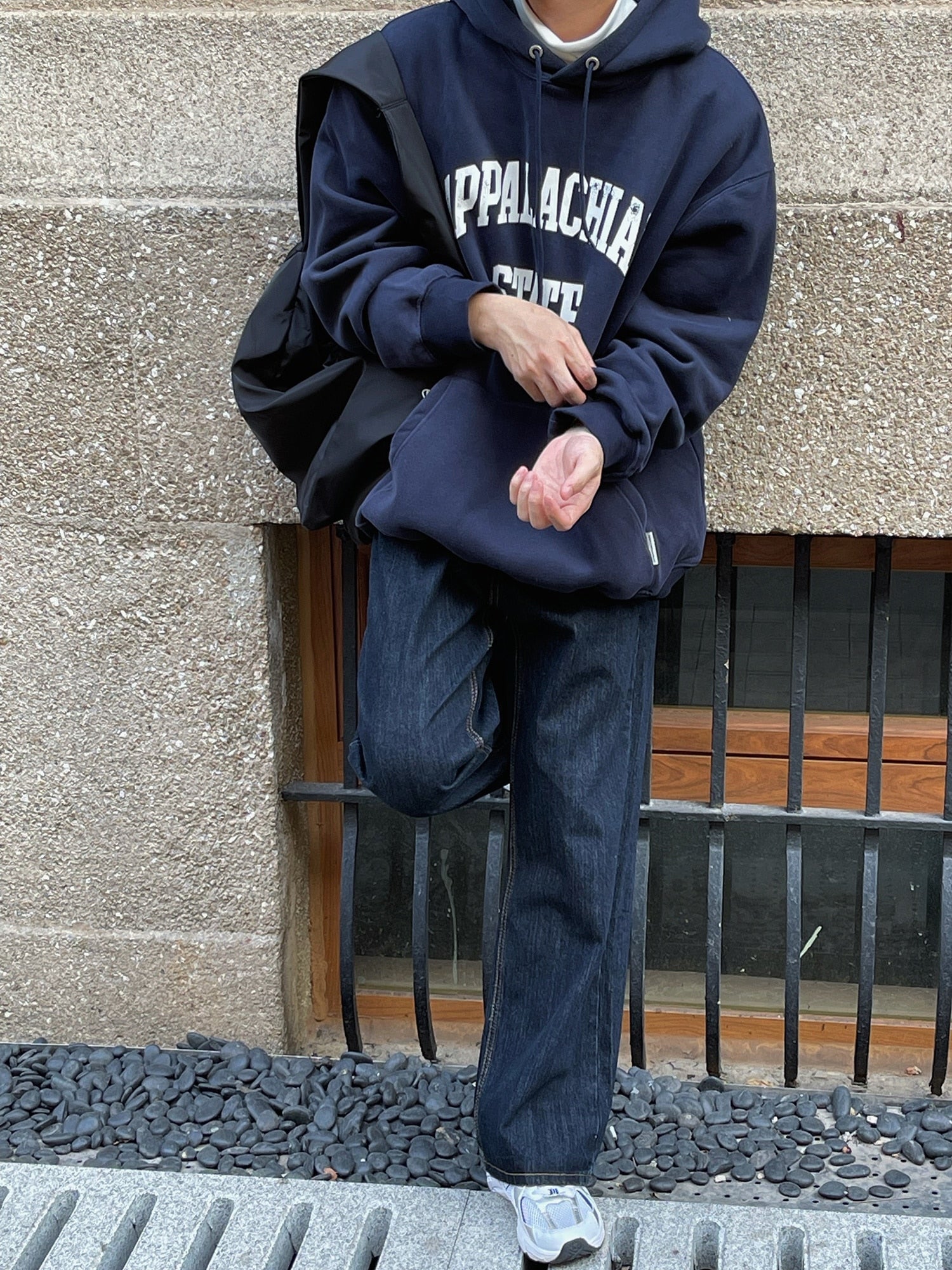 NAVY BLUE LETTER PRINT HOODIE - INTOHYPEZONE
