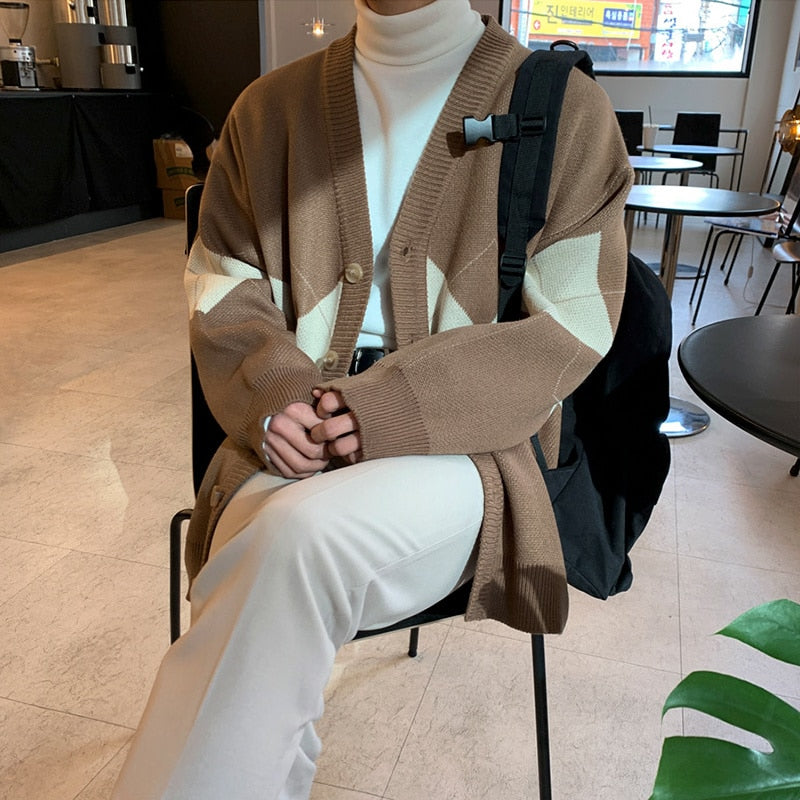 KNITTED DIAMOND PATTERN CARDIGAN - INTOHYPEZONE