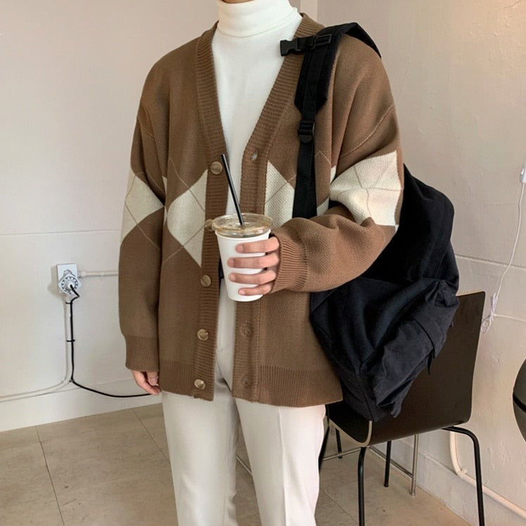 KNITTED DIAMOND PATTERN CARDIGAN - INTOHYPEZONE