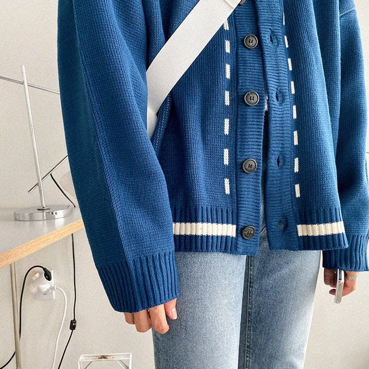 KNITTED TOPSTITCH CARDIGAN - INTOHYPEZONE