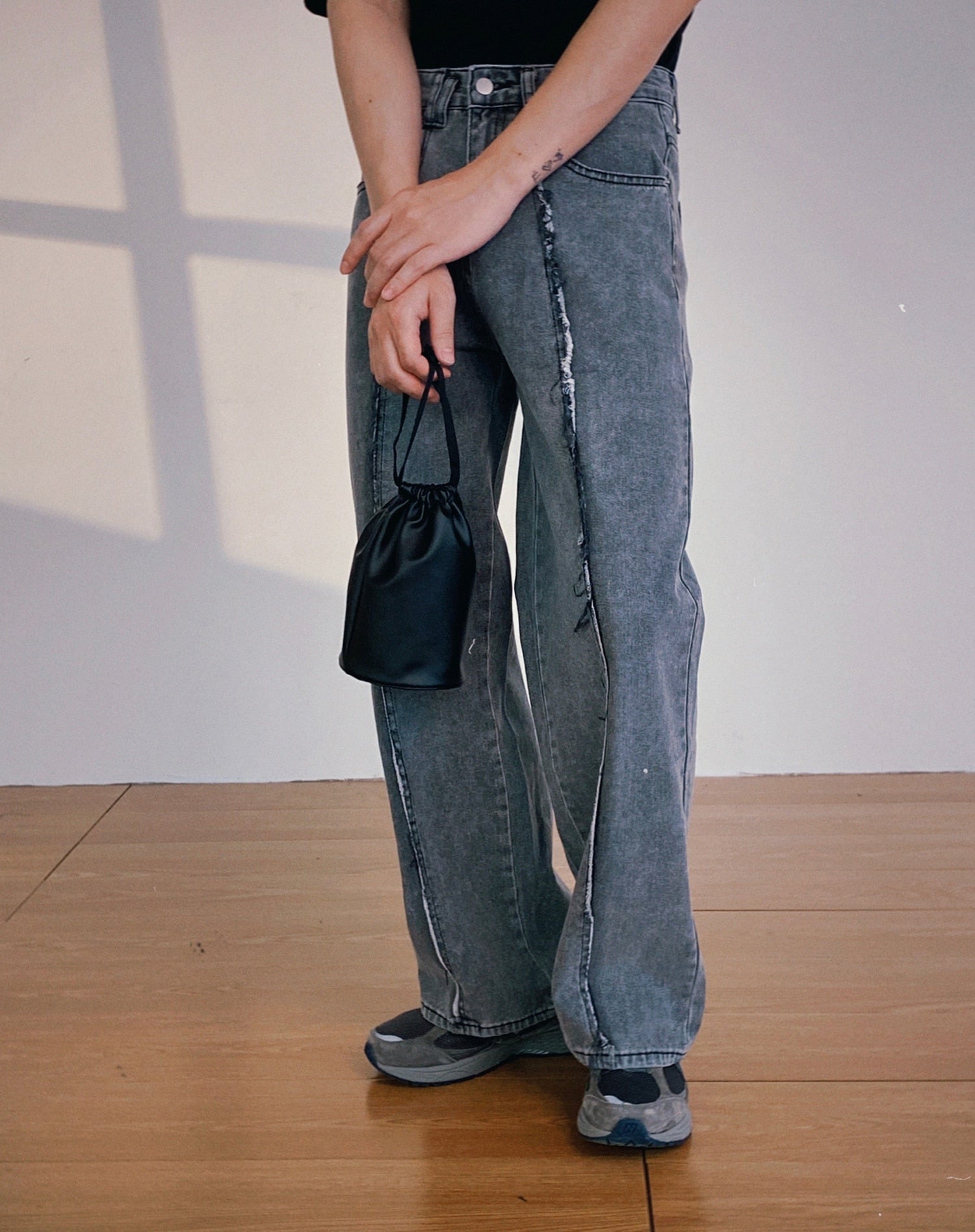 WASHED DENIM PANTS - INTOHYPEZONE